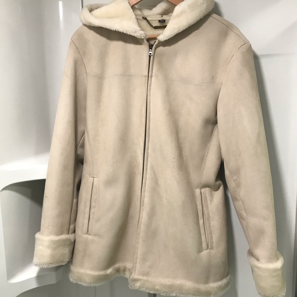 Tan suede pea coat with fur like lining,size large